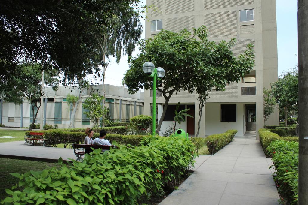 Royalty Inn Lima Luaran gambar